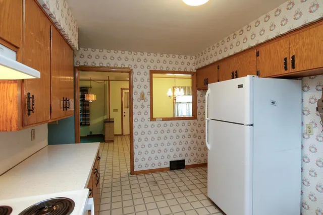 $199,900 | 555 North High Drive Northeast, Hutchinson, MN 55350