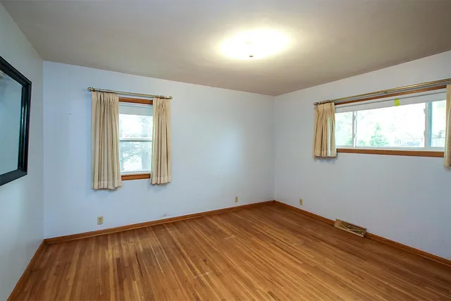 $199,900 | 555 North High Drive Northeast, Hutchinson, MN 55350