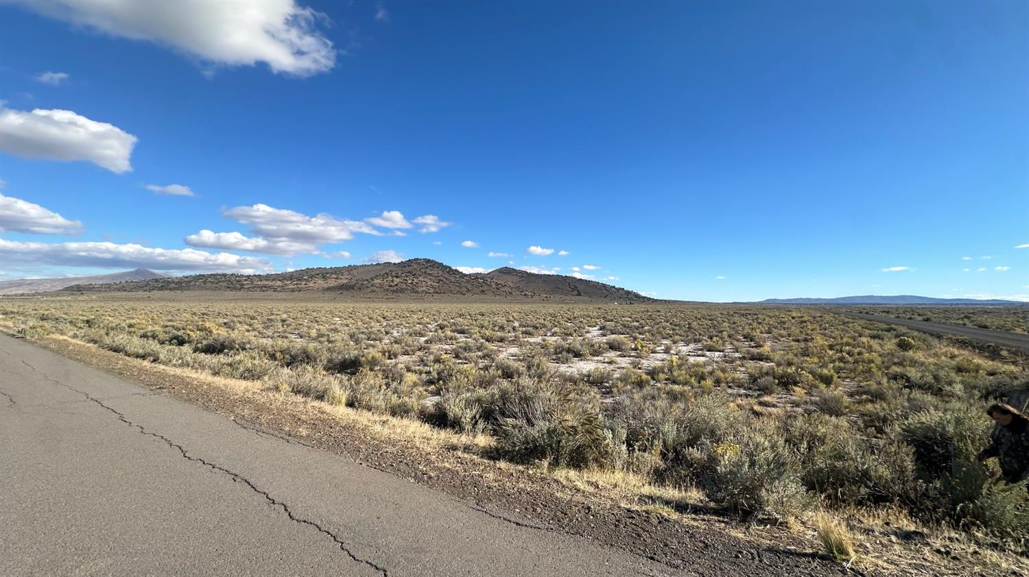 530 Mail Route Road Ravendale, CA 96123 - Photo 13 of 27 a view of city and mountain