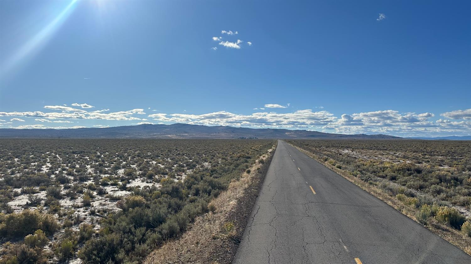 530 Mail Route Road Ravendale, CA 96123 - Photo 10 of 27 a view of an ocean