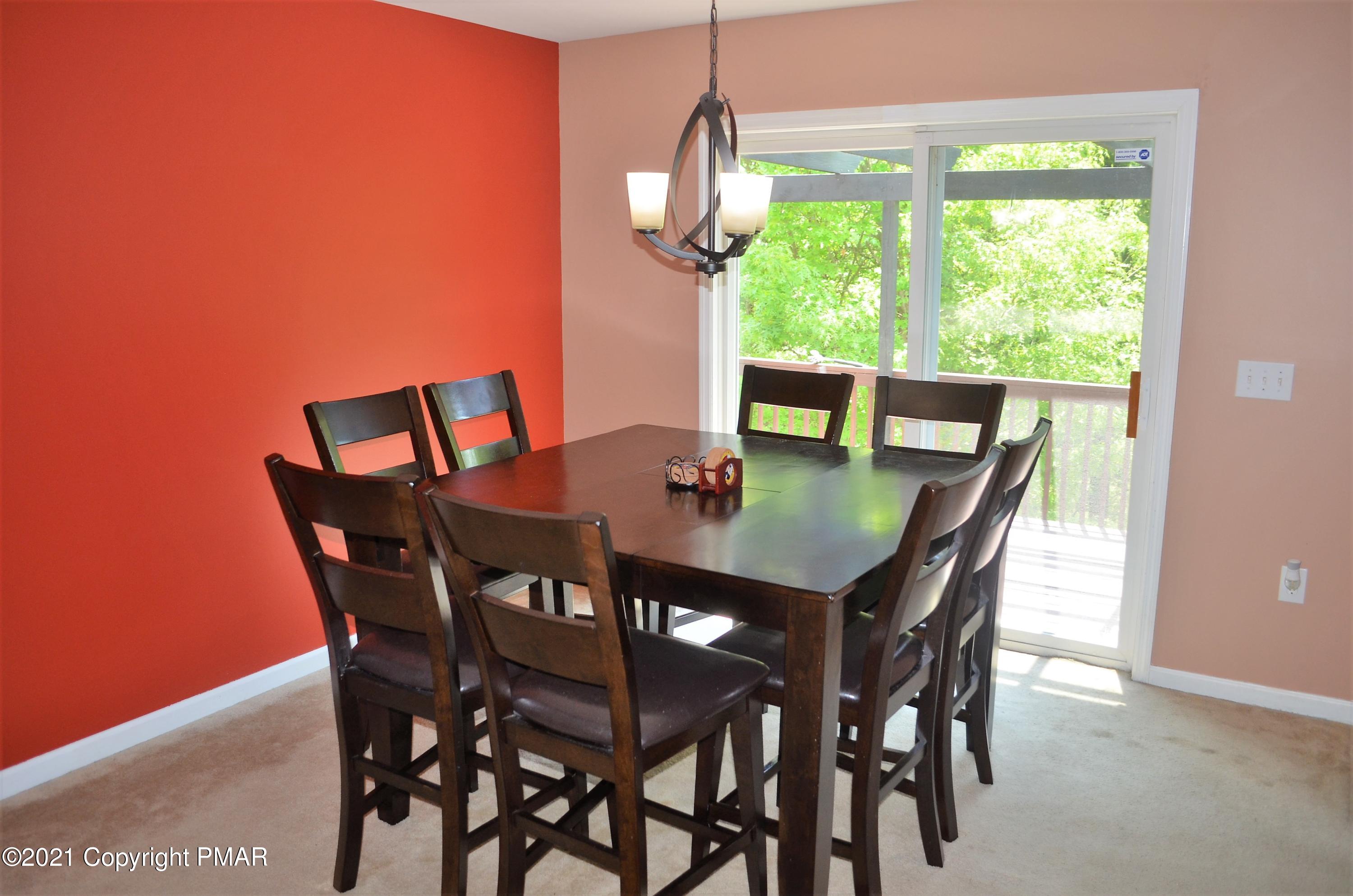 218 Nosirrah Road Albrightsville, PA 18210 - Photo 10 of 32 Dining