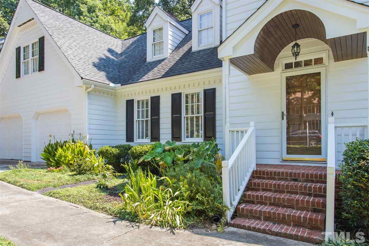 1908 Wilton Circle Raleigh, NC 27615 - Photo 4 of 29