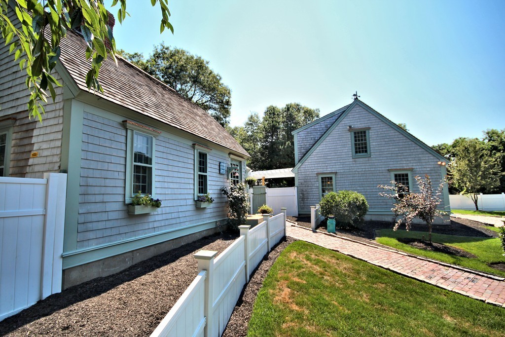 7 Plantation Road Plymouth, MA 02360 - Photo 3 of 27 Gallery Image 3