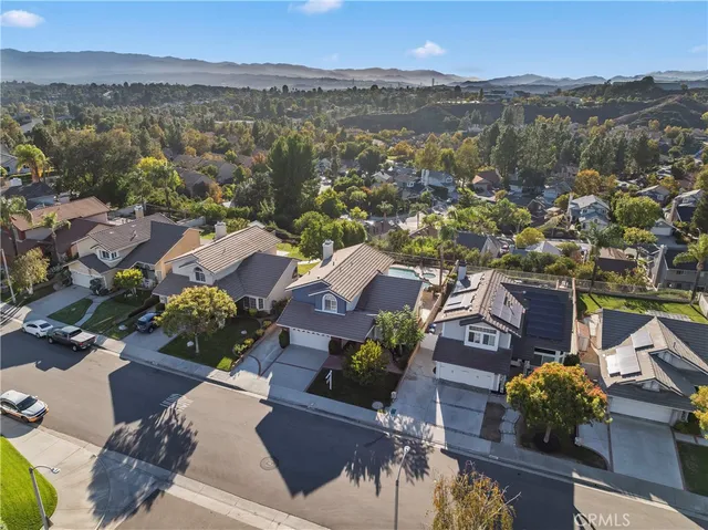 $999,000 | 28241 Tamarack Lane, Saugus, CA 91390