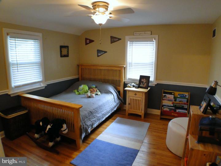 407 Shelbourne Road Havertown, PA 19083 - Photo 13 of 25 Bedroom 2