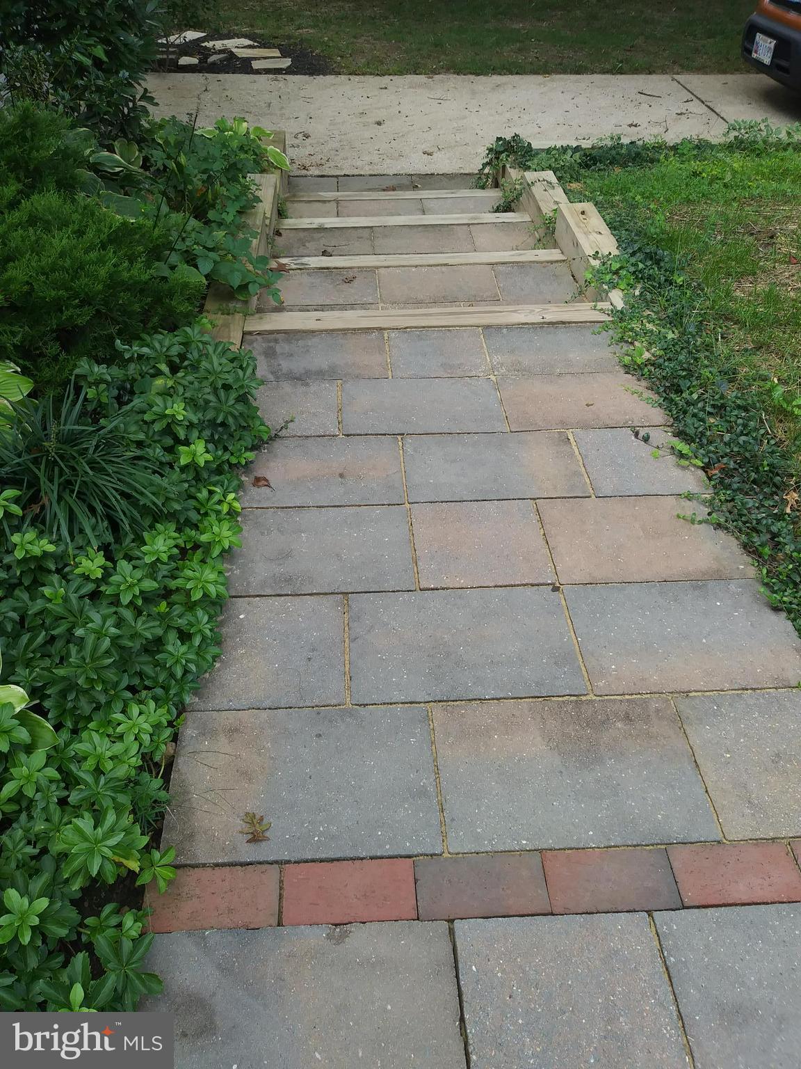 111 Margate Road Lutherville-Timonium, MD 21093 - Photo 2 of 19 Front Walkway