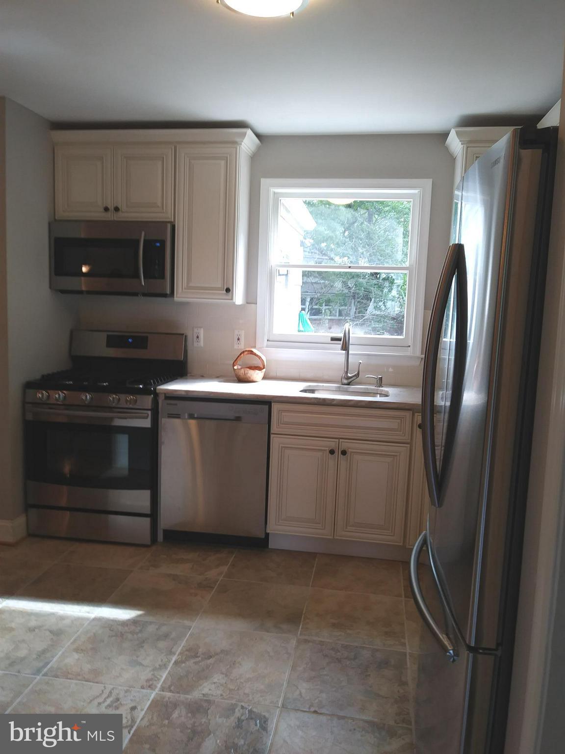 111 Margate Road Lutherville-Timonium, MD 21093 - Photo 7 of 19 Kitchen