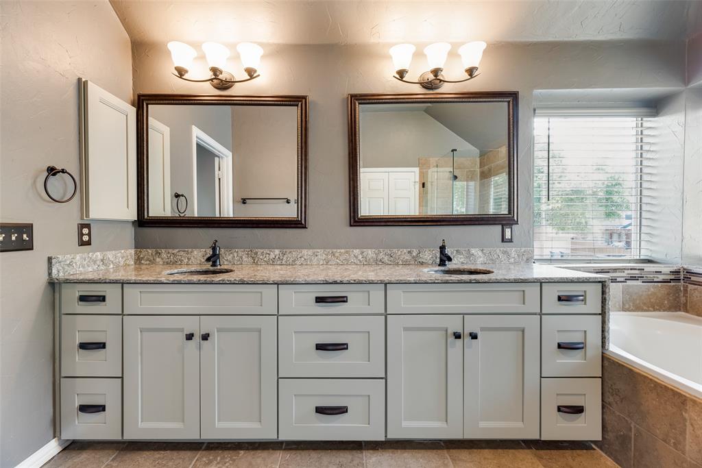 11104 Rogers Road Frisco, TX 75033 - Photo 23 of 40