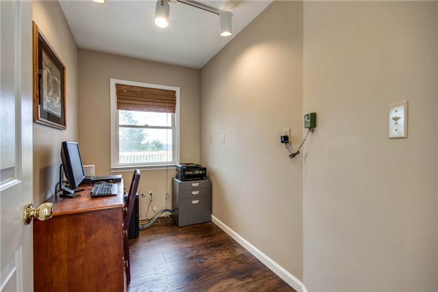 1371 Hunter Road Franklin, TN 37064 - Photo 16 of 19 Separate area can be used as an office