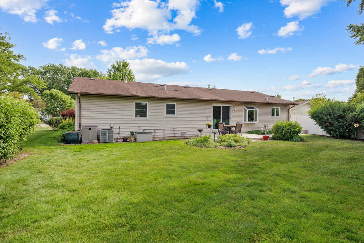 230 Yarmouth Road Elk Grove Village, IL 60007 - Photo 24 of 25