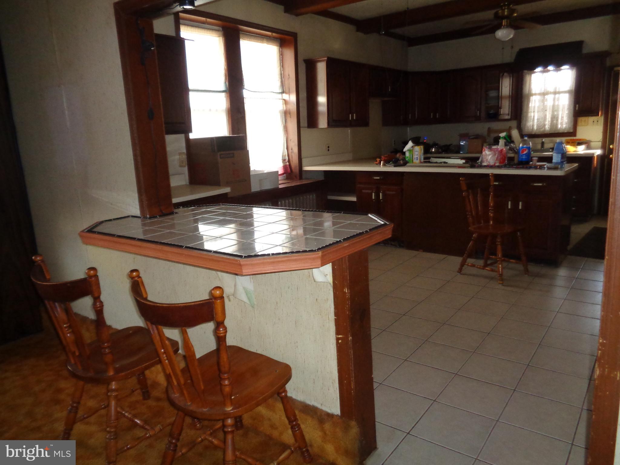 57 North State Road Upper Darby, PA 19082 - Photo 5 of 36 Breakfast bar