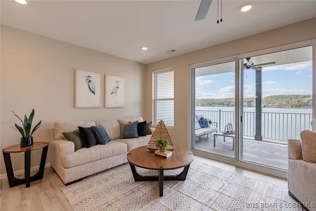 $459,000 | 290 Plaza Bch Drive, Unit 5A, Camdenton, MO 65020