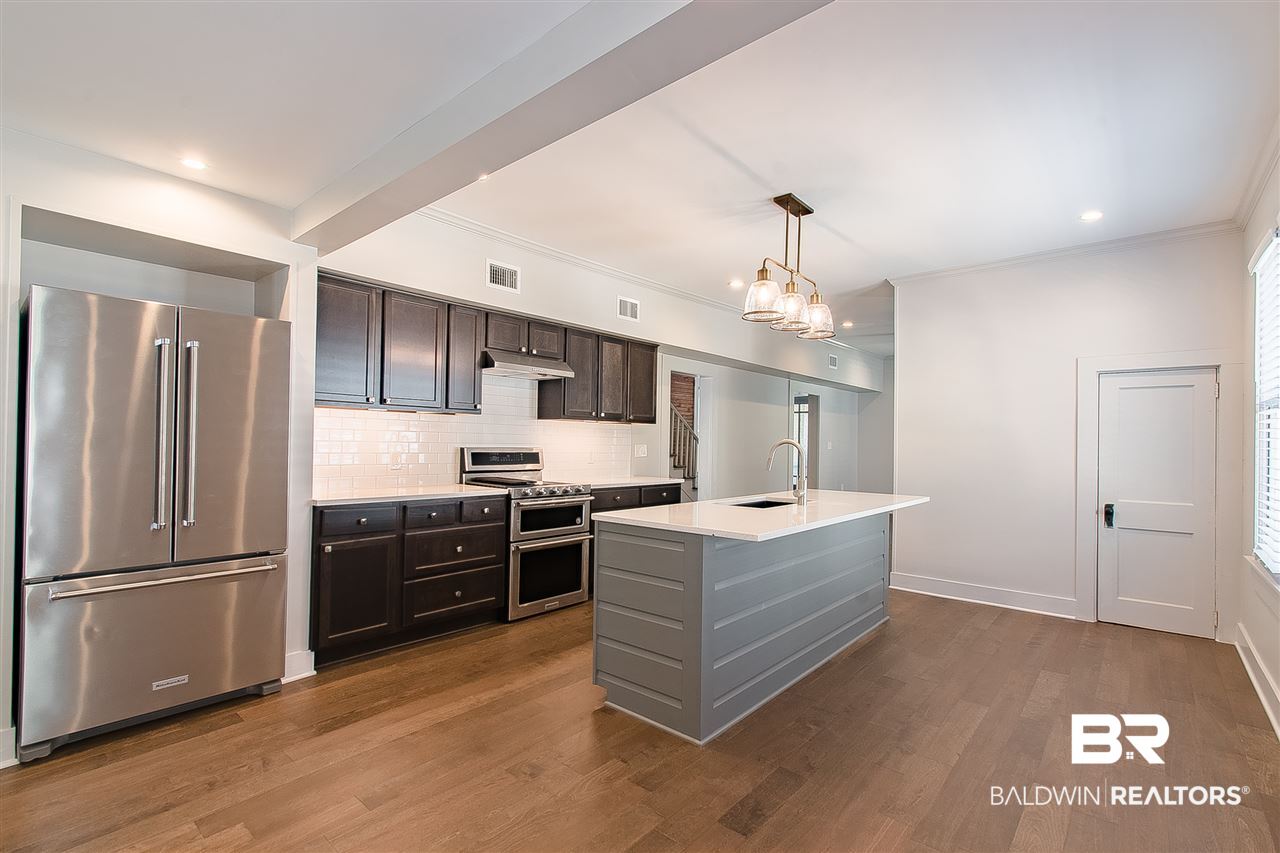 110 North Julia Street Mobile, AL 36604 - Photo 13 of 50