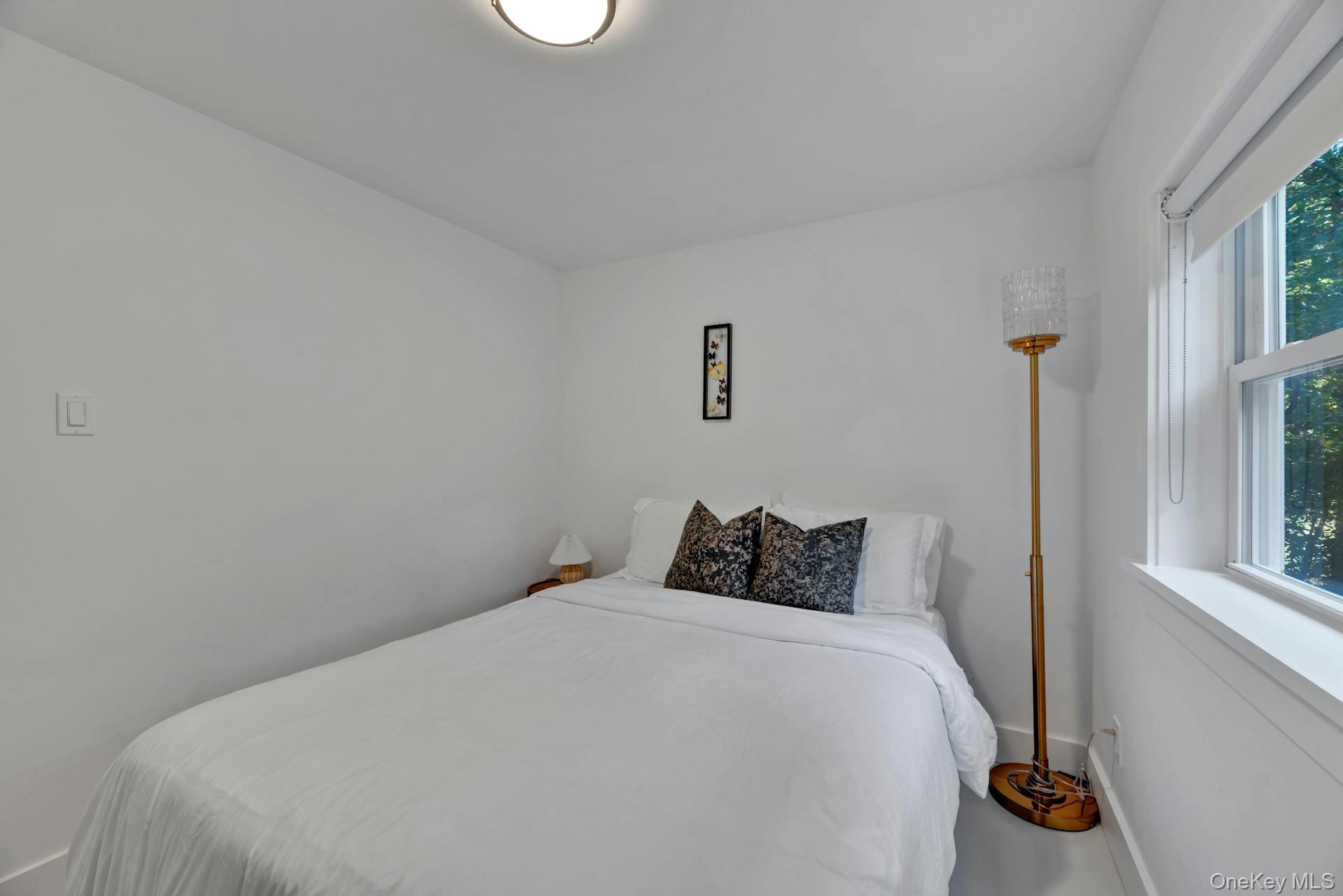 3670 Rocky Point Road East Marion, NY 11939 - Photo 13 of 27 Gallery Image 13