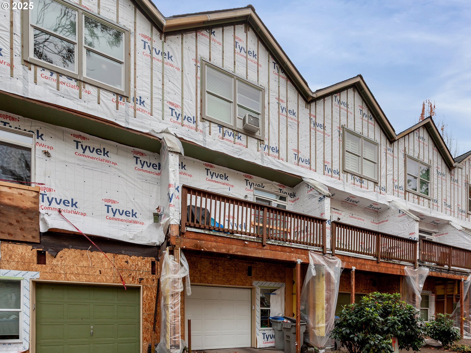 7817 Southwest Brookline Lane Portland, OR 97224 - Photo 4 of 13 a view of a building with a street
