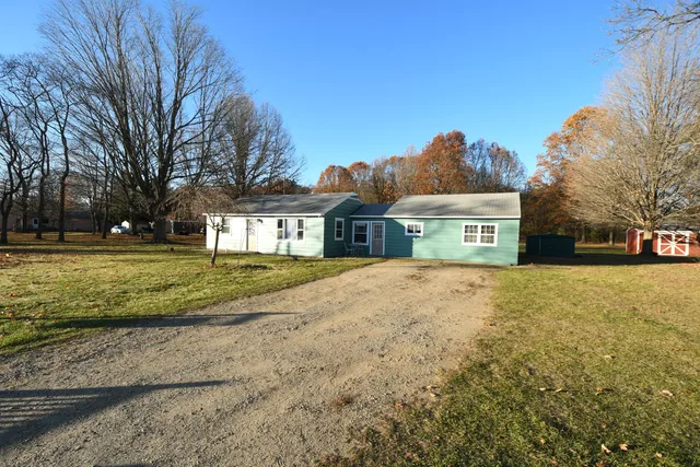 $225,000 | 25248 Front Street, Mattawan, MI 49071