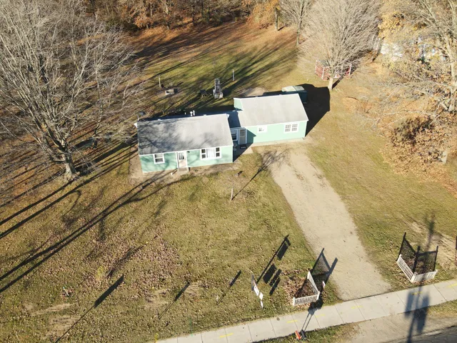 $225,000 | 25248 Front Street, Mattawan, MI 49071