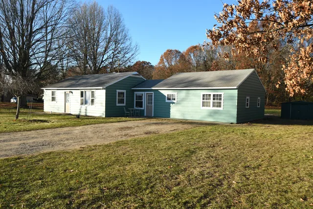 $225,000 | 25248 Front Street, Mattawan, MI 49071