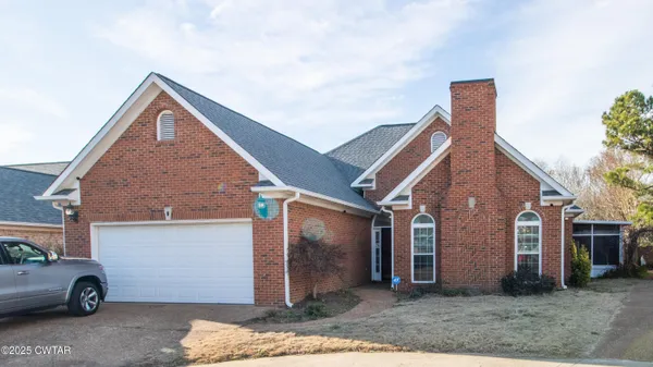 $289,999 | 5 Weatherstone Drive, Jackson, TN 38305