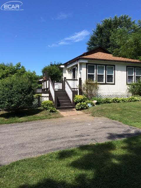10459 North Bray Road Clio, MI 48420 - Photo 33 of 45 20445816-32.JPG