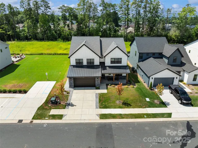 $999,000 | 123 Windy Dell Drive, Tega Cay, SC 29708