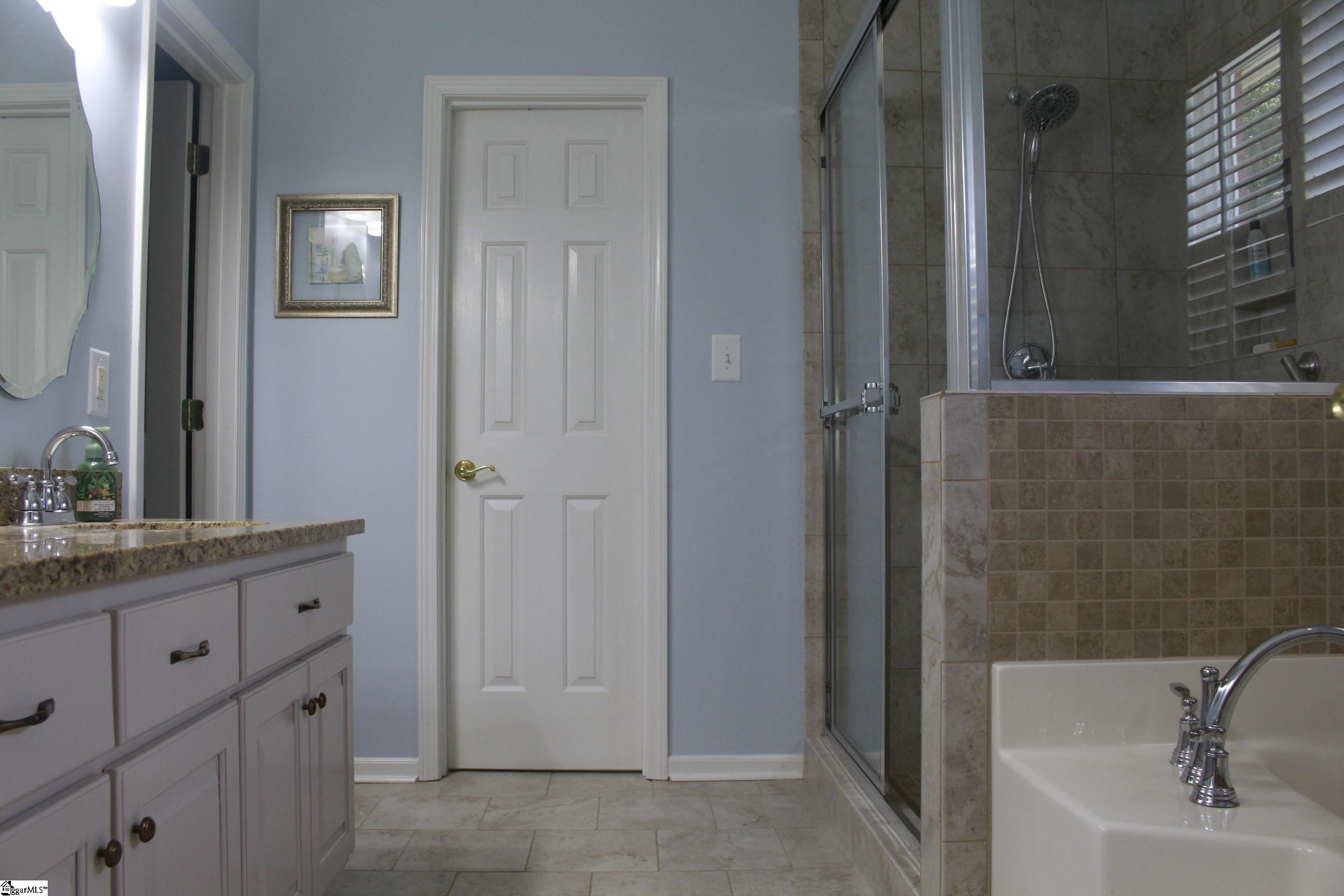 100 Camperdown Court Easley, SC 29642 - Photo 12 of 38