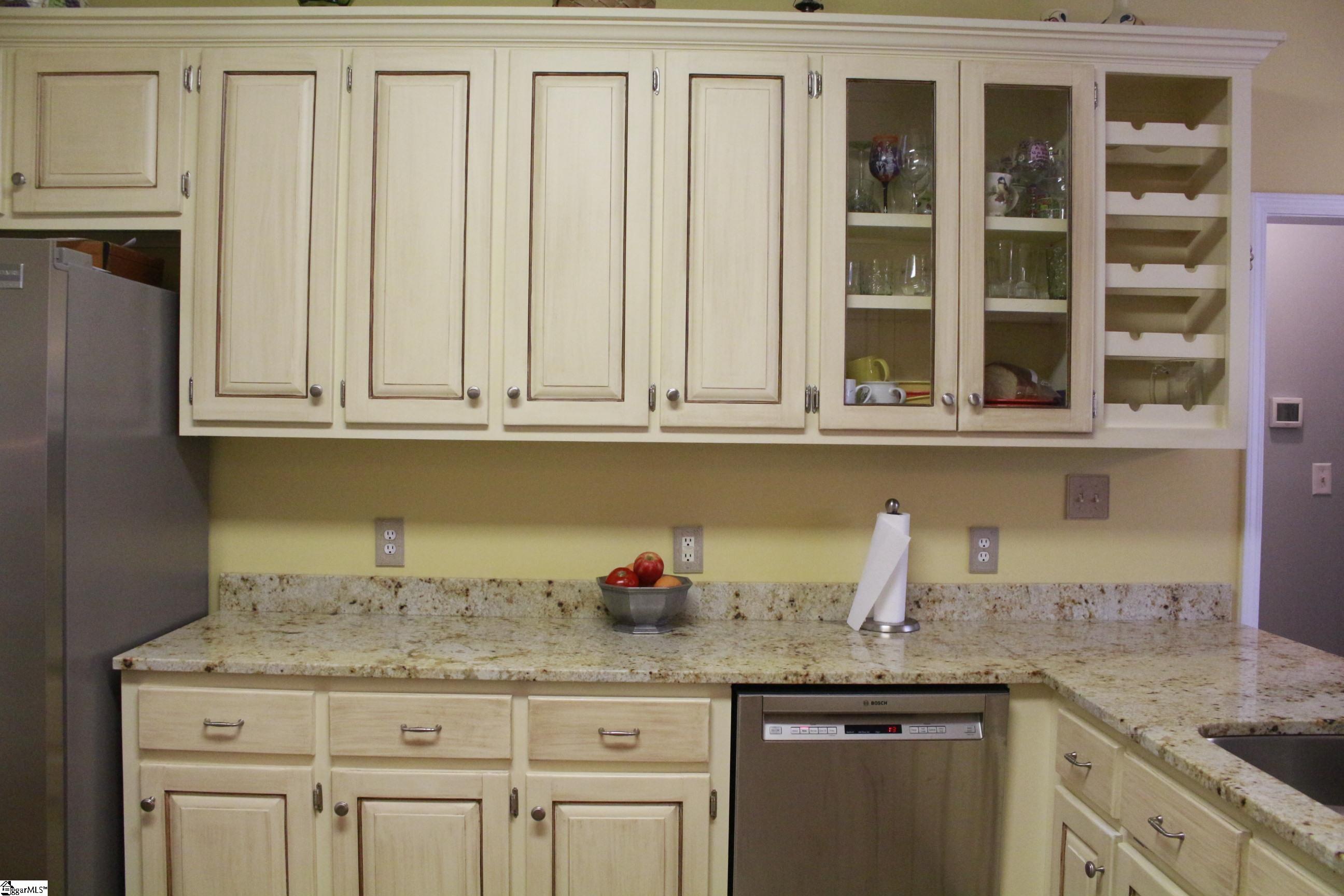 100 Camperdown Court Easley, SC 29642 - Photo 8 of 38
