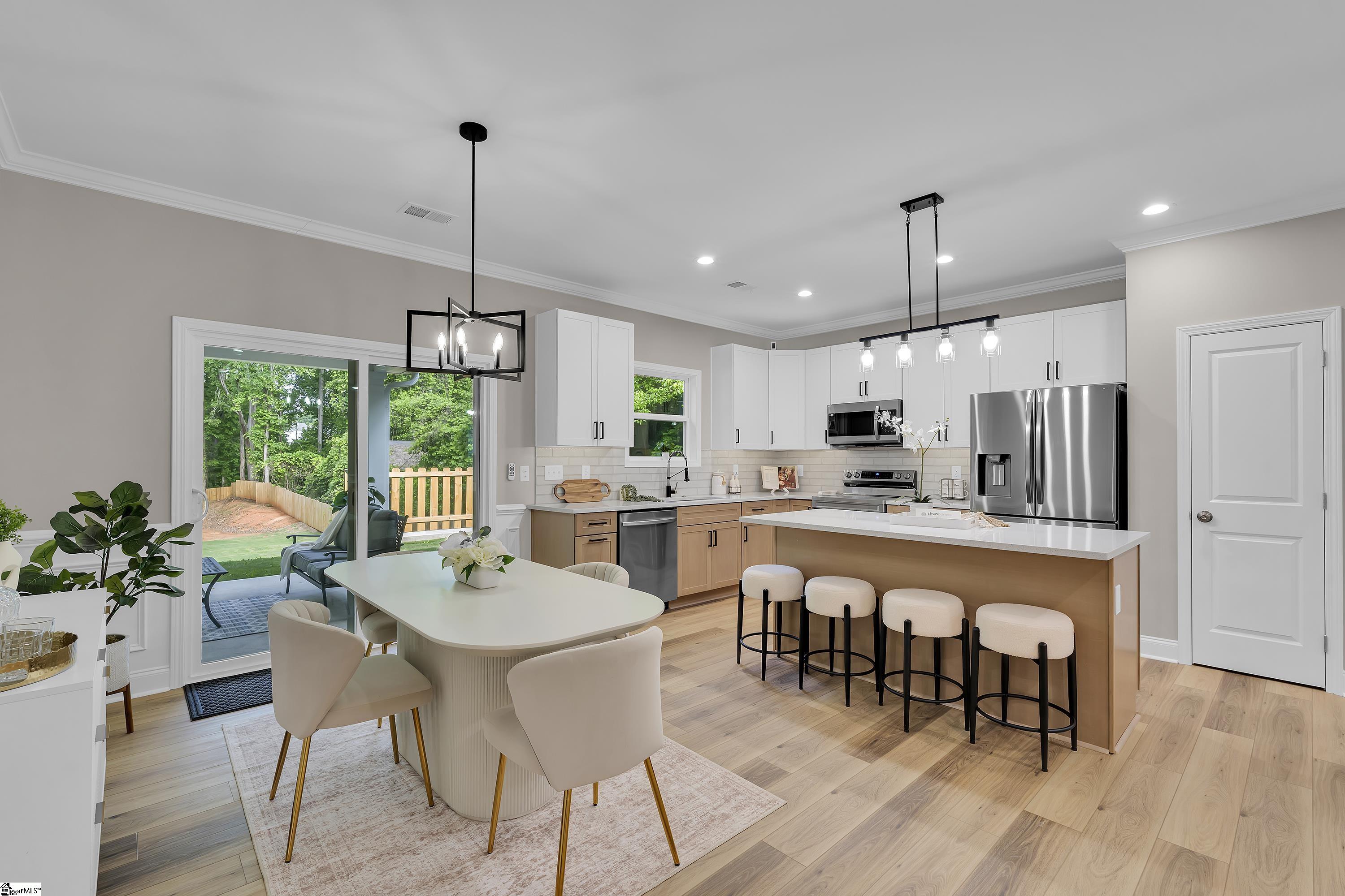122 Stephenson Street Taylors, SC 29687 - Photo 5 of 26