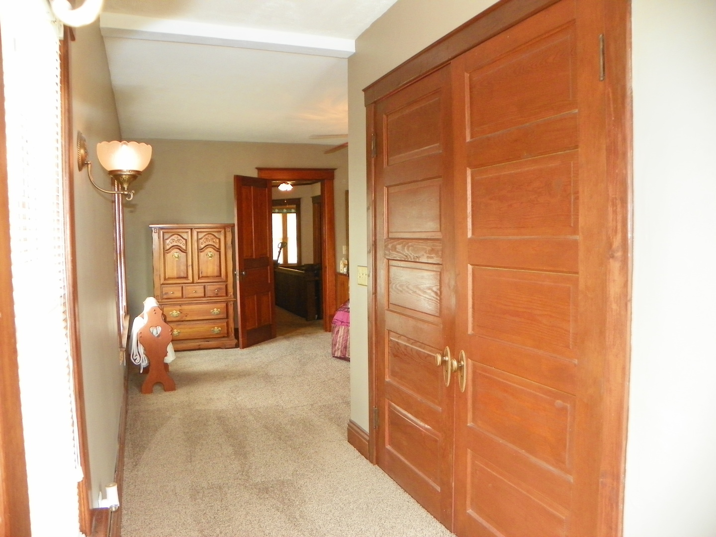 1780 Higgins Road Morris, IL 60450 - Photo 10 of 30 a view of gallery with hallway