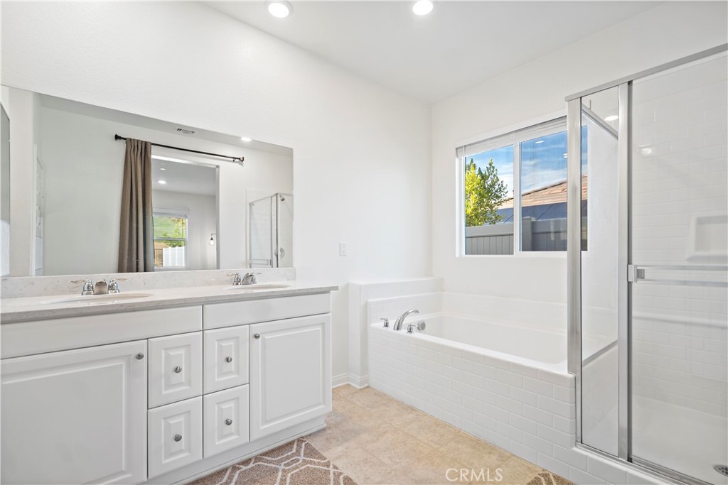 8044 Country Mile Lane Riverside, CA 92507 - Photo 28 of 62 main suite bathroom