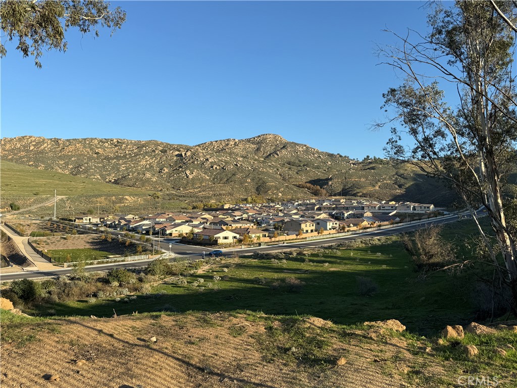 8044 Country Mile Lane Riverside, CA 92507 - Photo 37 of 62 backyard day view