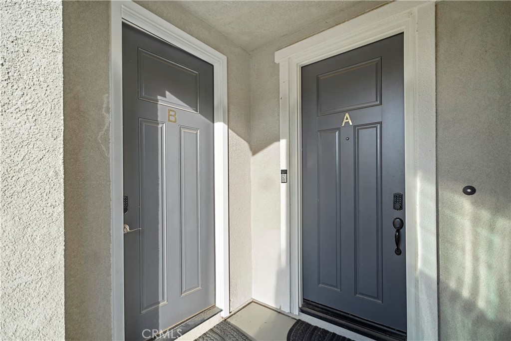 8044 Country Mile Lane Riverside, CA 92507 - Photo 46 of 62 left: jr suite
right: main suite