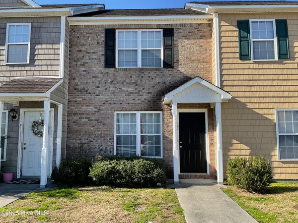 $1,275 | 103 Bridgewood Drive, Jacksonville, NC 28546