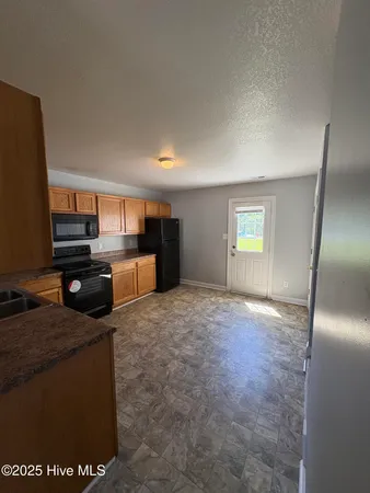 $1,275 | 103 Bridgewood Drive, Jacksonville, NC 28546