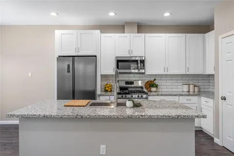 $1,575 | 5214 Jezebel Street, Unit A, Houston, TX 77033