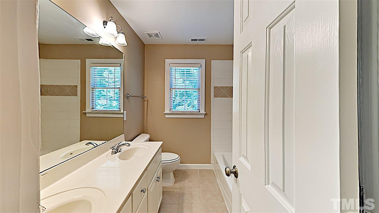 5004 Country Trail Raleigh, NC 27613 - Photo 14 of 17
