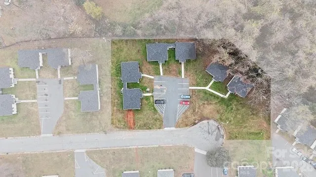 a picture of a bathroom