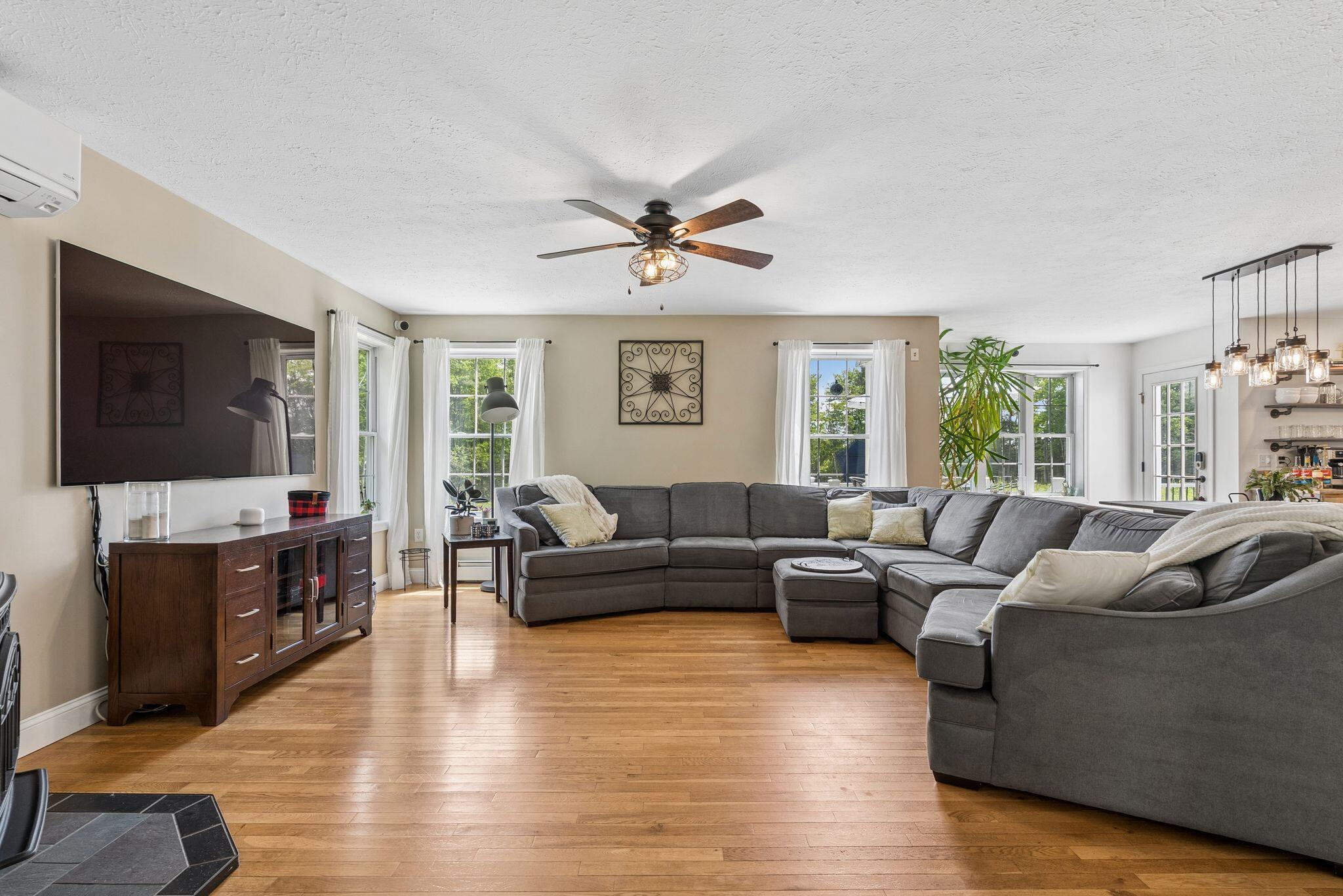 265 Avery Road Waterboro, ME 04087 - Photo 10 of 61 29_DSC08673