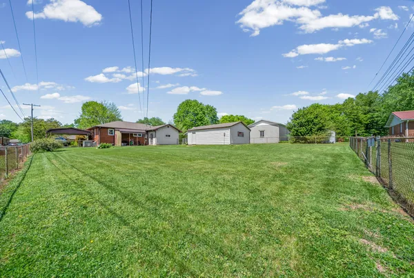 $190,000 | 208 Navaho Trail, Hopkinsville, KY 42240