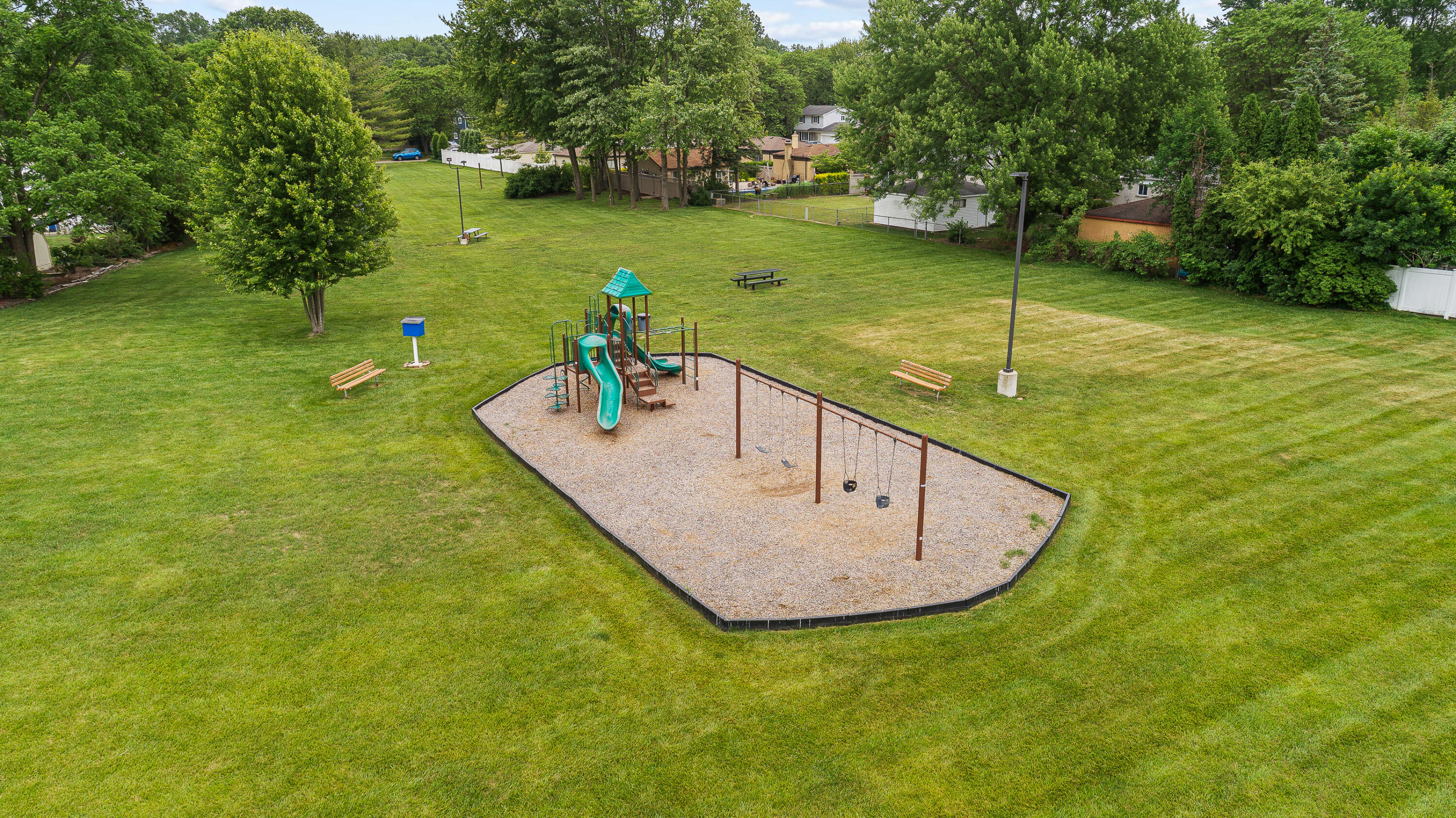 39805 Coronation Road Canton, MI 48188 - Photo 6 of 49 DJI_0284