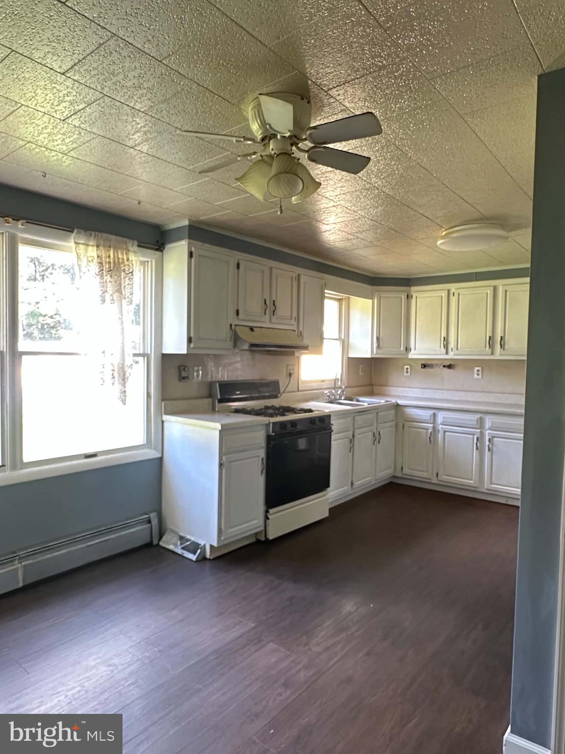 805 Baltimore Road Shippensburg, PA 17257 - Photo 6 of 23 a kitchen with stainless steel appliances a sink cabinets and window