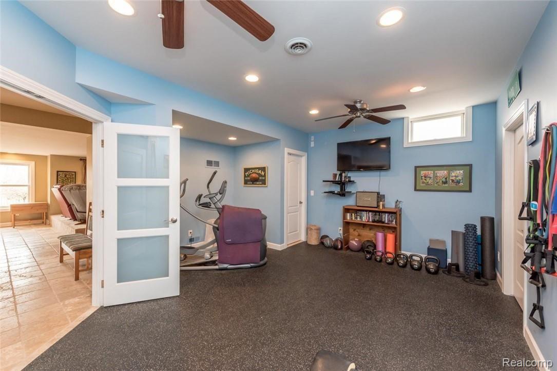 7235 Ridge Line Circle Dexter, MI 48130 - Photo 52 of 64 52.jpg