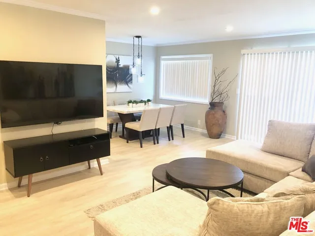 $659,000 | 1250 North Kings Road, Unit 506, West Hollywood, CA 90069