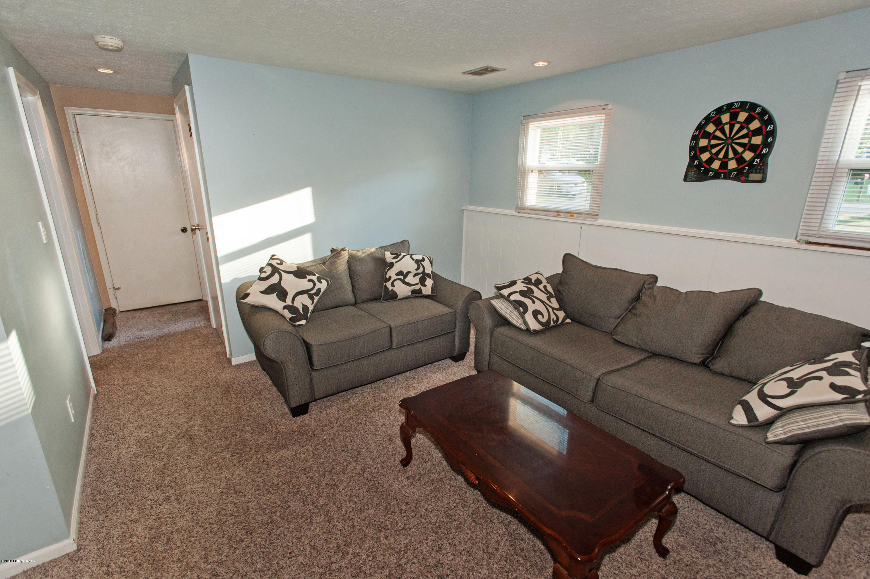 301 Hemingway Road Louisville, KY 40207 - Photo 27 of 40 28 Den to Hall