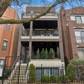 $725,000 | 2506 North Southport Avenue, Unit 2, Chicago, IL 60614