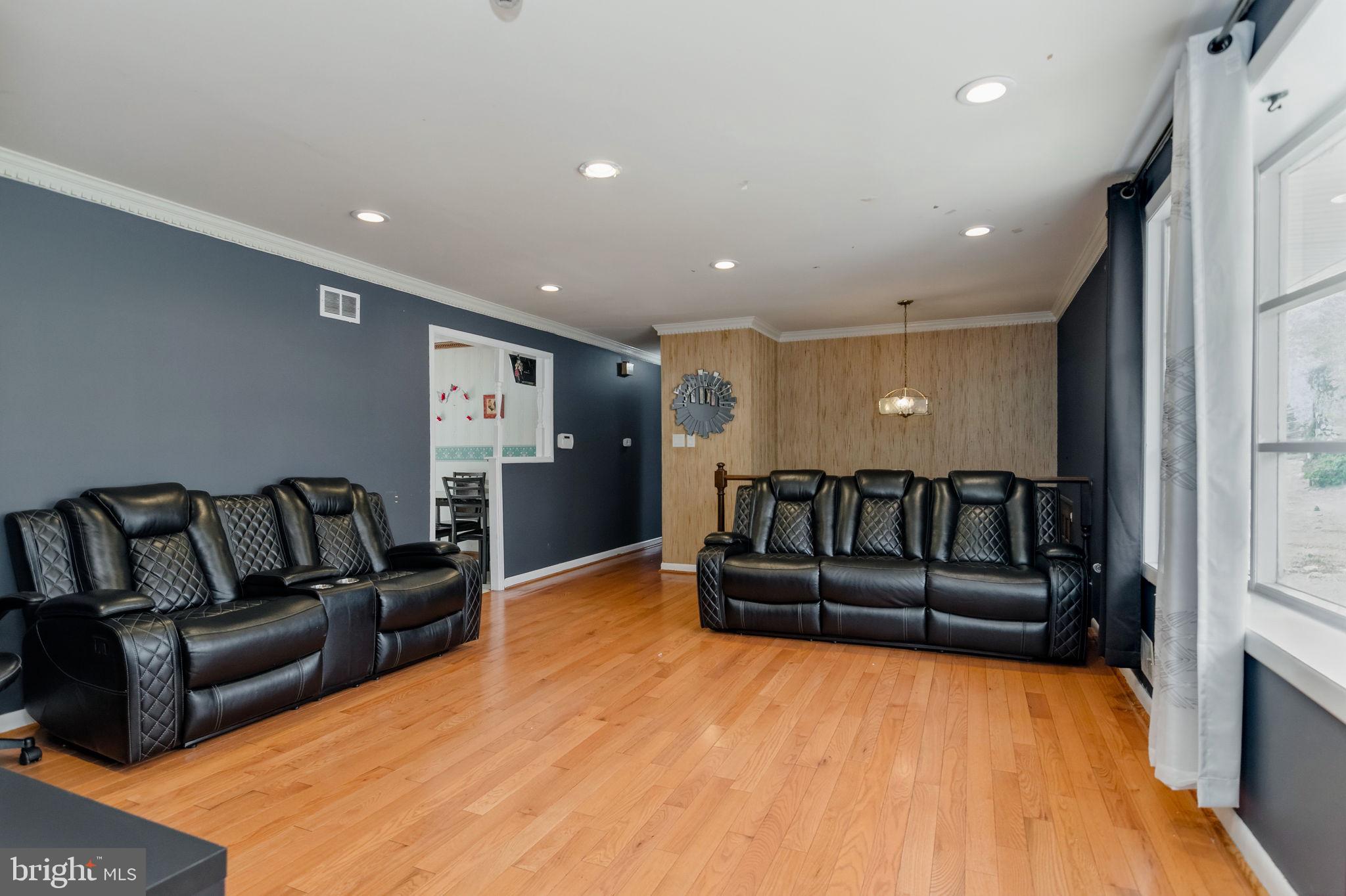 11202 Brandywine Road Clinton, MD 20735 - Photo 6 of 50