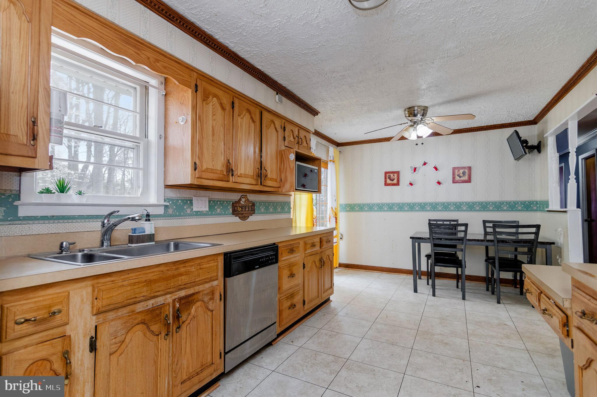 11202 Brandywine Road Clinton, MD 20735 - Photo 10 of 50