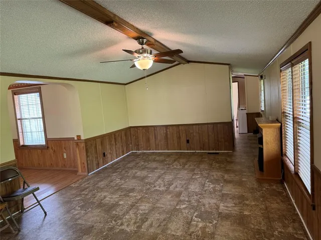 $195,000 | 306 East Oak Street, Nocona, TX 76255