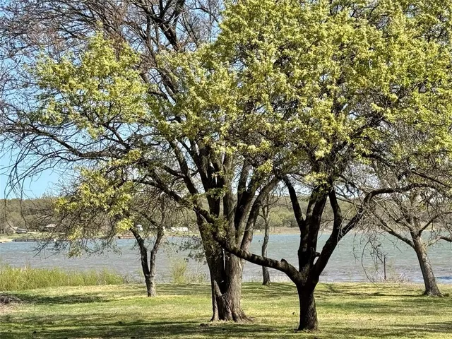 $195,000 | 306 East Oak Street, Nocona, TX 76255