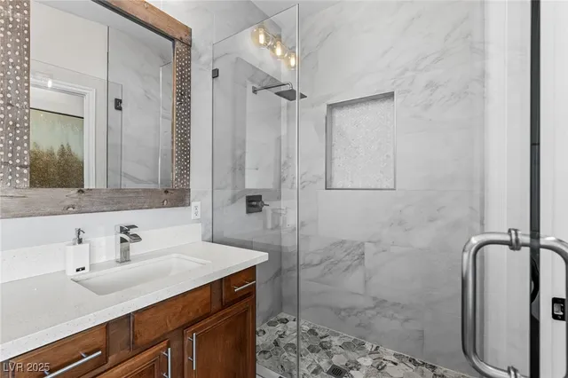 $3,750 | 275 Spectacular Street, Henderson, NV 89052